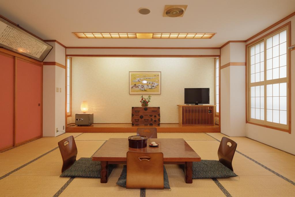 Nozawa Onsen Hotel Buitenkant foto