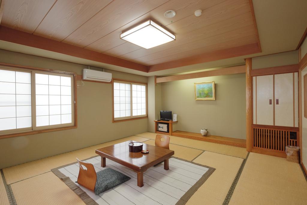 Nozawa Onsen Hotel Buitenkant foto